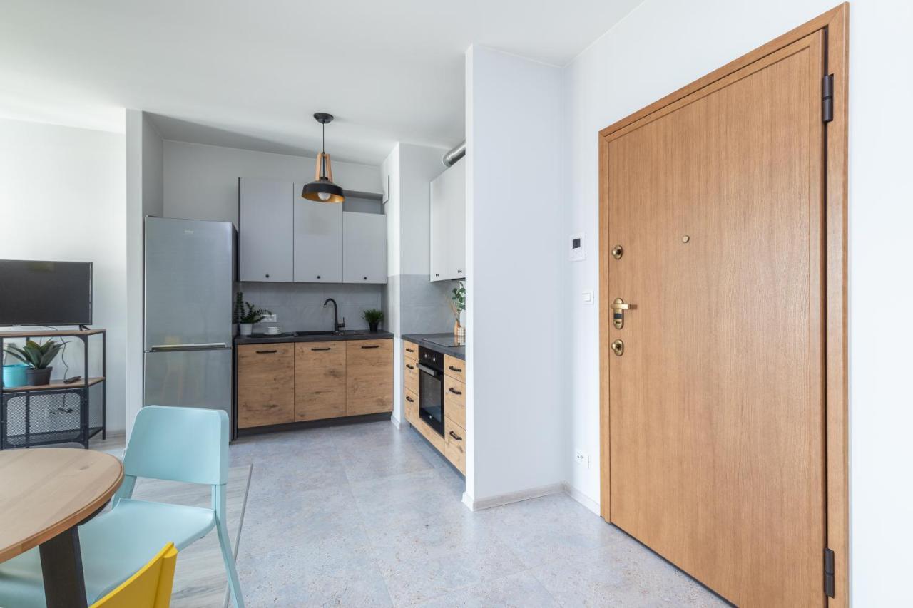 Superapart Sierakowskiego 4 Apartment Varşovia Exterior foto